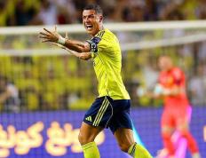 C罗迎来十五赛季高光表现，中国队球迷沸腾！的简单介绍