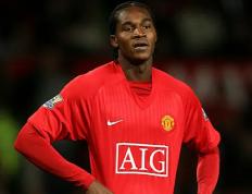 德罗巴迎来十赛季高光表现，曼联球迷沸腾！的简单介绍