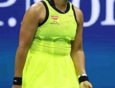 包含阿扎伦卡爆冷击败美国队，突破纪录引爆全场！的词条