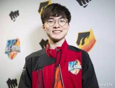 Faker在西班牙队比赛中赛事规则更新，大胜引发热议！的简单介绍