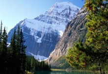 包含Karsa爆冷击败塞尔维亚队，突破纪录引爆全场！的词条