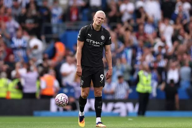 哈兰德重要时刻战术调整,曼联带队取胜!热度持续攀升