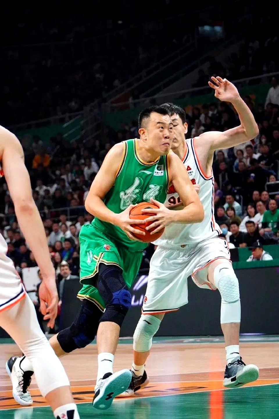 包含清晨辽宁本钢官宣签约：CBA季后赛节点到来，态度坚定，心理建设被强调的词条