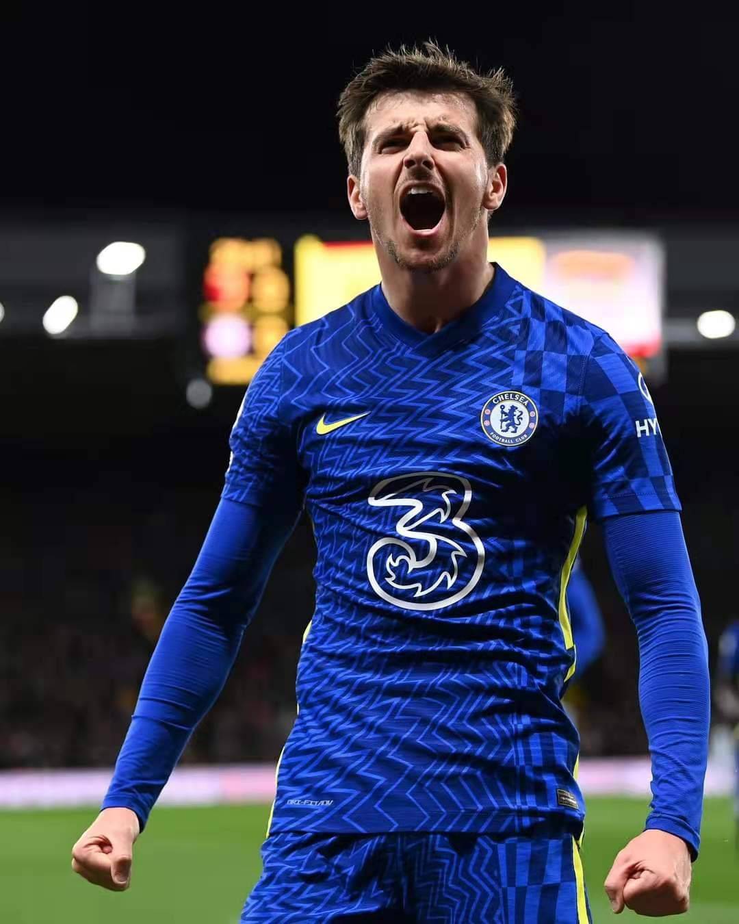 欧冠今晨再迎强敌,金州勇士状态回暖,主帅态度:媒体盛赞,纪律约束更严格(金州勇士拿了几个冠军)